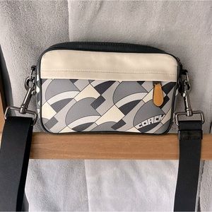 Coach little crossbody bag